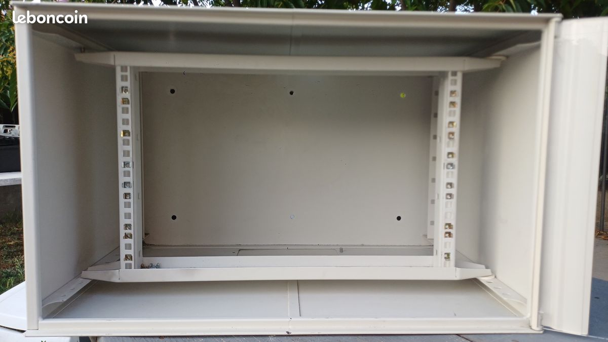 Baie Informatique 19'' (image 1)