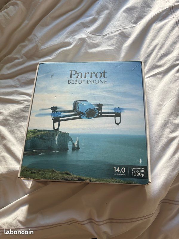 Drone Parrot Bebop – Excellent état – 3 batteries + boîte (image 1)