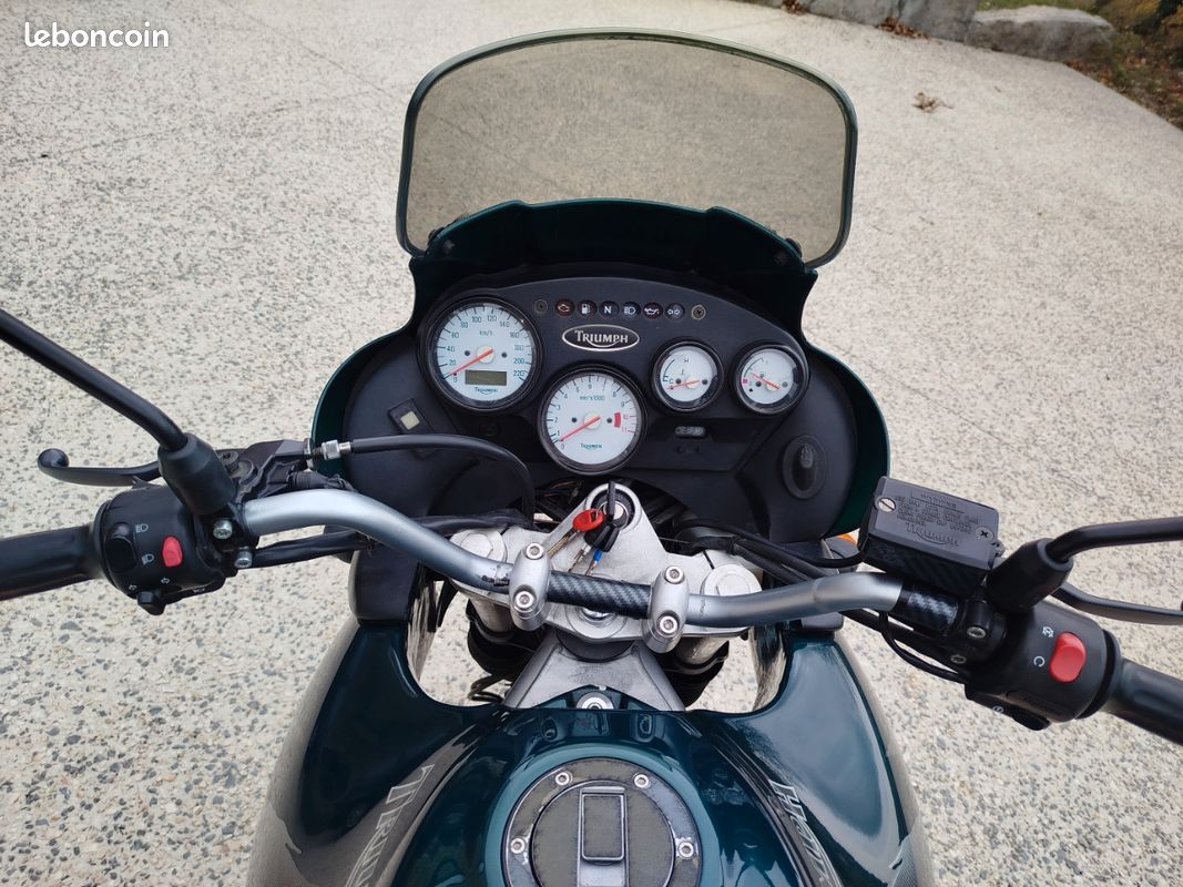 Carénage Avant Cockpit Triumph Tiger 955i 2004 Référence N57C - Occasion