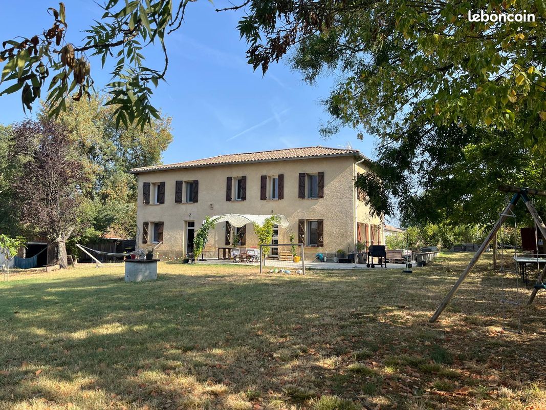 Maison 5 pièces 140 m² · à Giroussens · 140 m² · 305 000 €