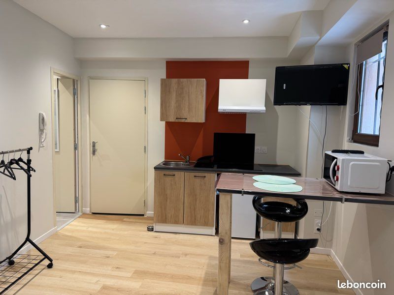 Appartement 2 pièces 20 m² · à Millau · 20 m² · 400 €/mois