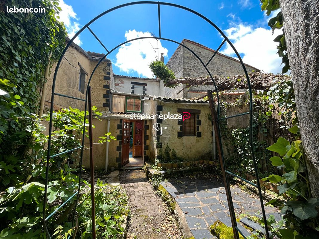 Maison de ville 5 pièces 110 m² - Saujon 17600 (image principale 0)