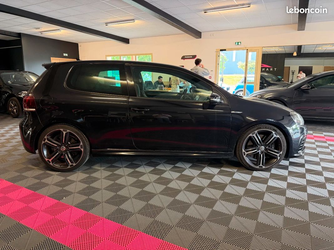 VOLKSWAGEN GOLF 2.0 TSI 270 R 4Motion DSG6 (image 6)