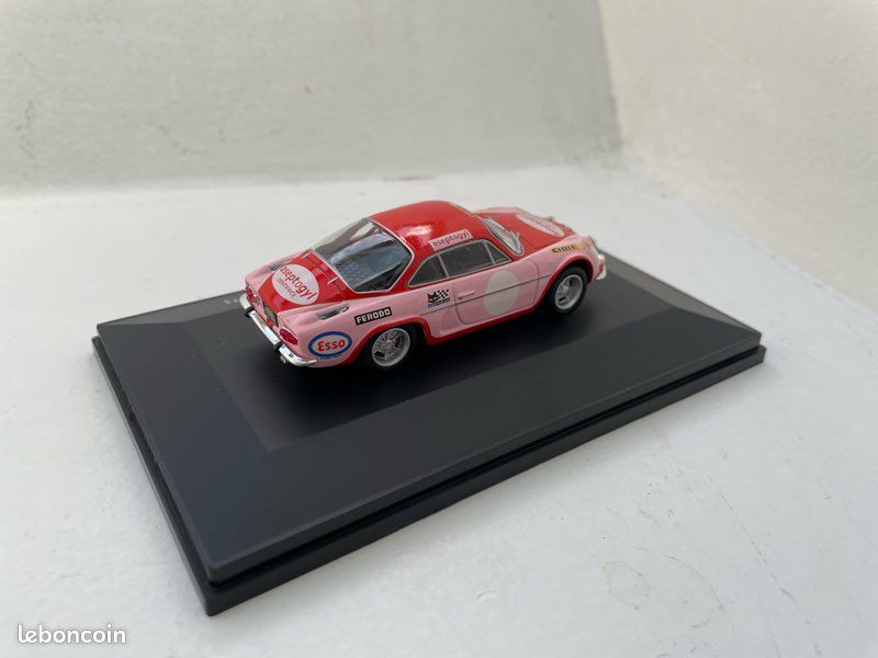 RENAULT ALPINE A110 1600 S BERLINETTA Rouge Et Bande Noir TROFEU 80 143 5601673508029