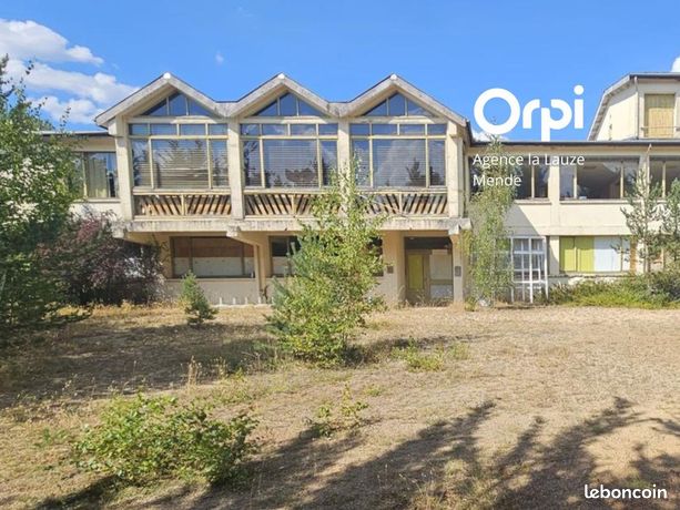 Immeuble 6 pièces 1 238 m²