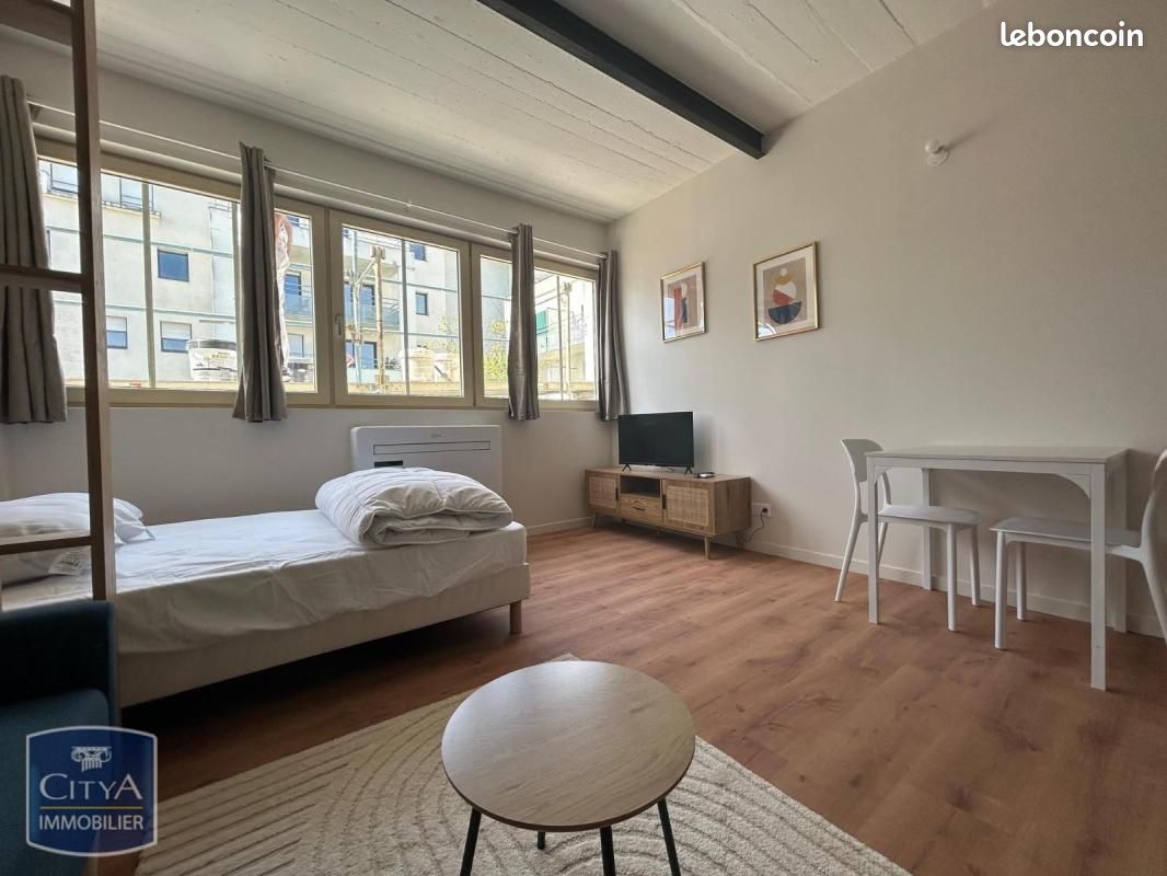 Appartement 1 pièce 24 m² · à Niort · 24 m² · 495 €