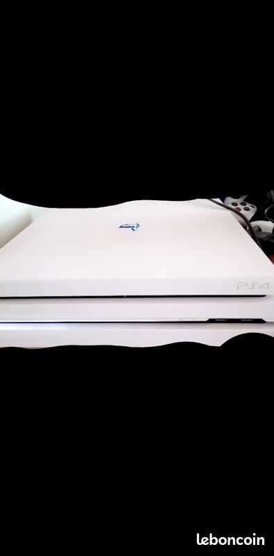 Ps4 pro + manette + câble +casque vr + 12 jeux (image 5)