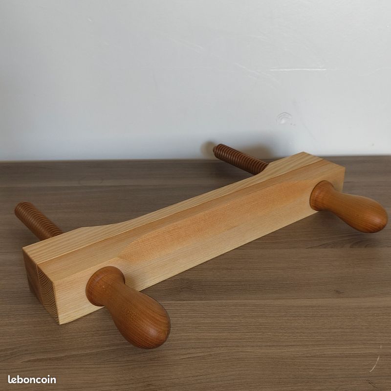 Presse à Livres En Bois 29,5 X 20 Cm - Outil De Reliure Stable Pour Bricolage Et Fabrication De Livres