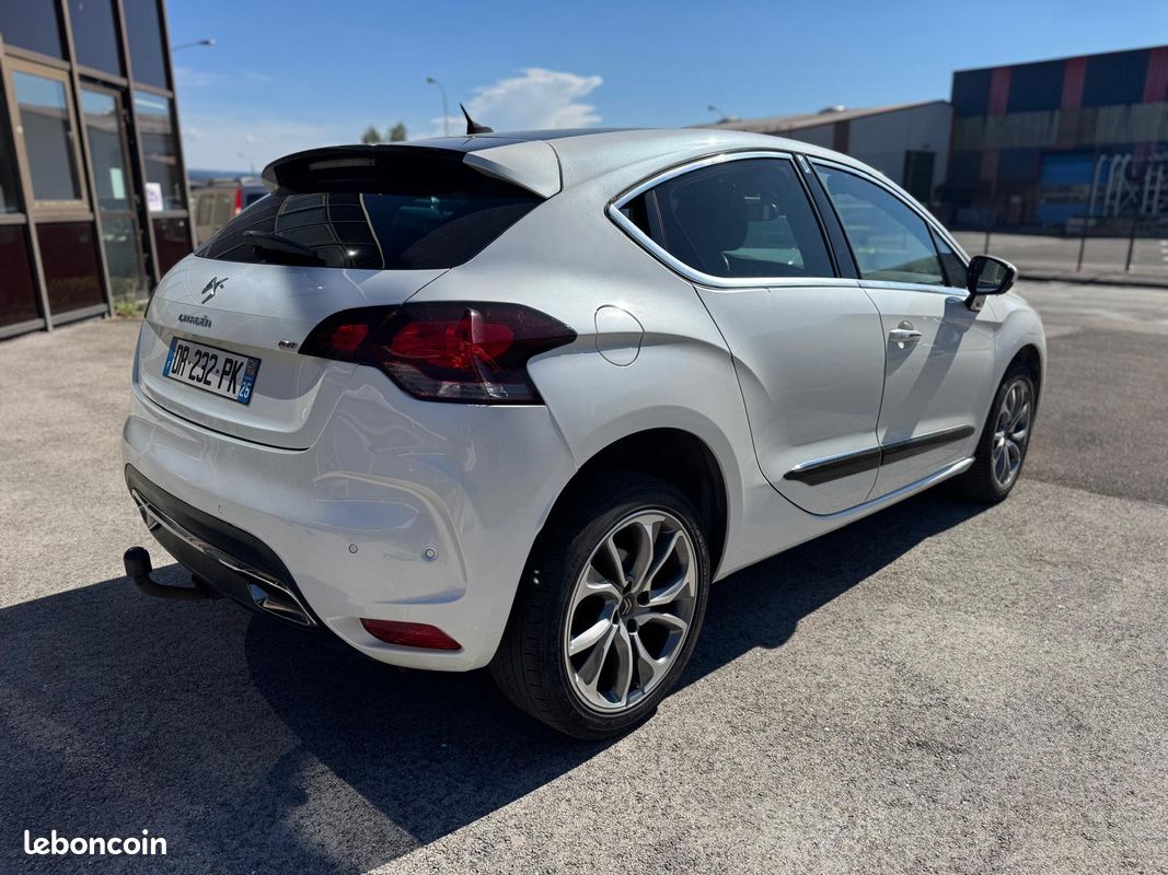 DS4 2,0 HDI 180 ch EAT6 SPORT CHIC GARANTIE 12 MOIS (image 2)