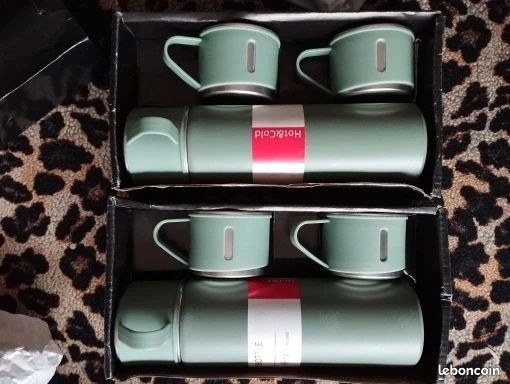 LOT DE 2 Coffrets 3 pièces Thermo inoxydable avec 2 Tasses Pour bureau, pique nique, voyage ect (image 1)