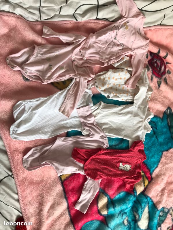Vêtements fille 6 mois (image 1)