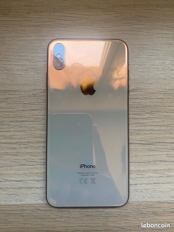 IPhone XS Max, Gold, 64GB (image 1)