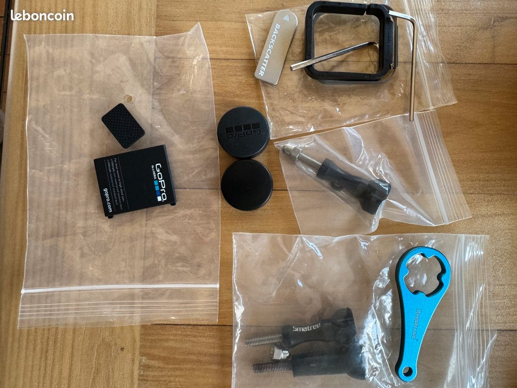 Caméras GoPro Hero 3+ Black Édition avec nombreux accessoires pour la plongée (image 17)