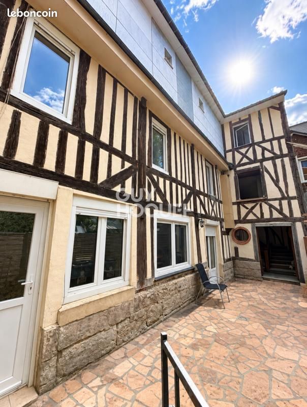 Immeuble 200 m² · à Darnétal · 200 m² · 370 000 €