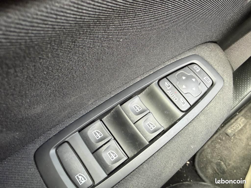RENAULT MEGANE Mégane 1.5 Energy dCi 90ch Business (image 29)