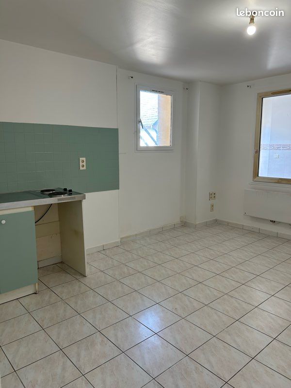 Appartement 1 pièce 25 m² · à Saint-Quentin · 25 m² · 360 €