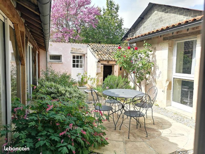 Maison 5 pièces 140 m² - Poitiers 86000 (image principale 8)