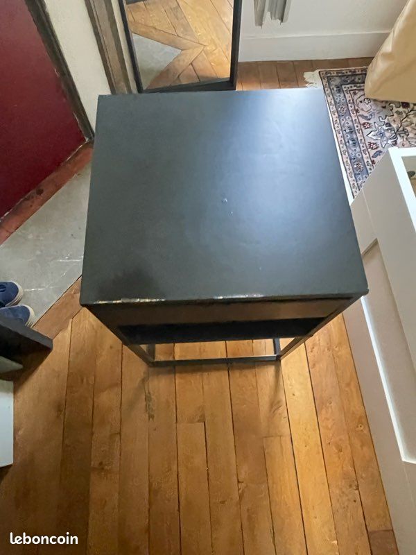 Table de nuit (image 4)