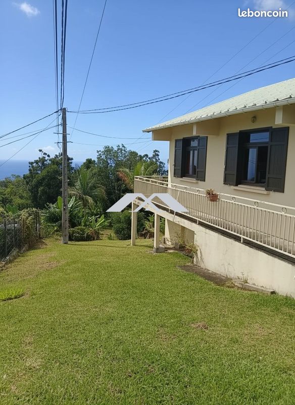 Maison 4 pièces 88 m² · au Tampon · 88 m² · 253 000 €