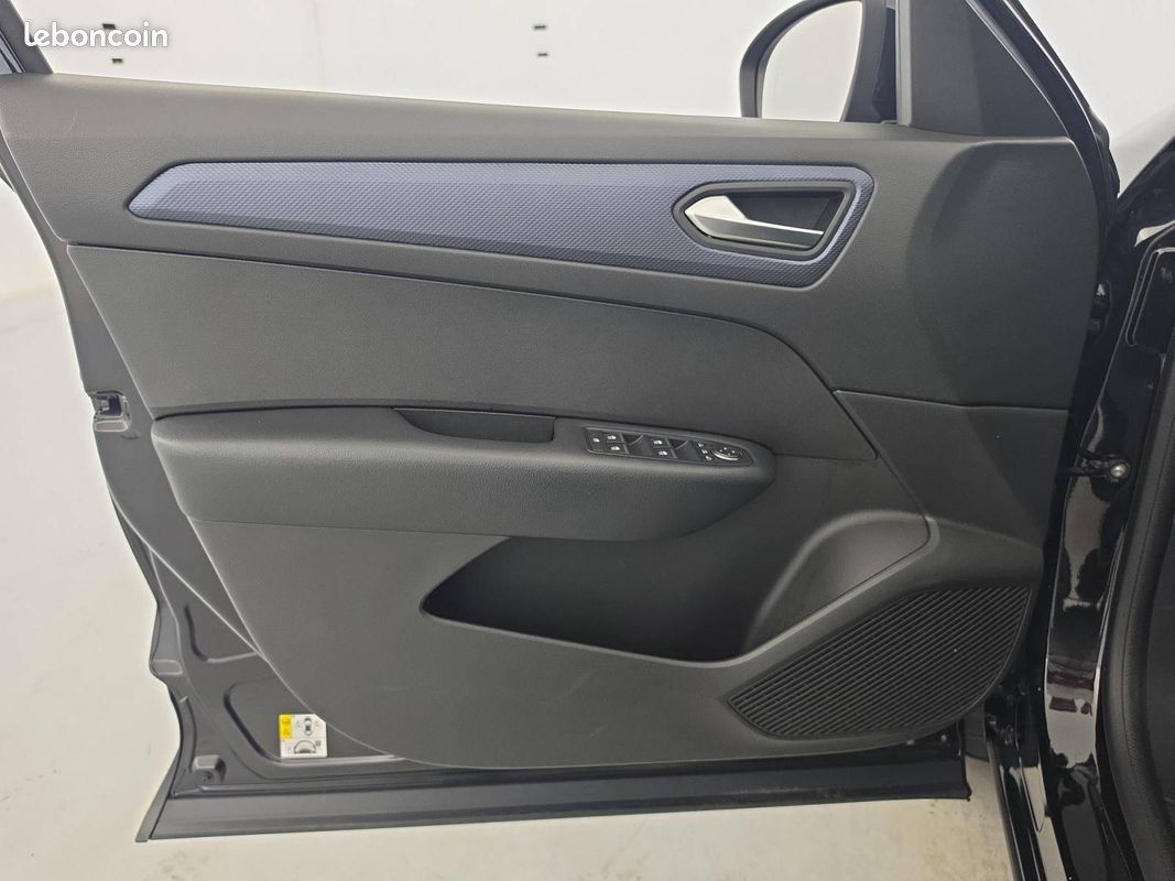 RENAULT Arkana E-Tech hybride 145 - 22 Evolution (image 11)