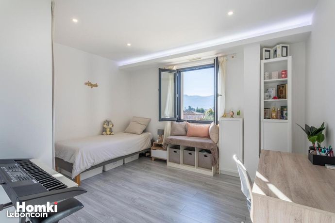 Maison 6 pièces 120 m² — 17