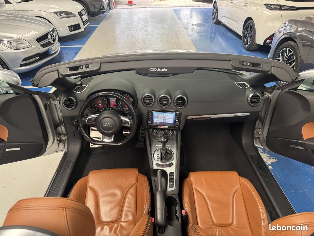 Audi TT II 3.2 V6 250ch quattro S tronic 6 (image 11)