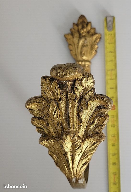 Paire d'embrasses de rideaux françaises en bronze antique du 19ème siècle - France