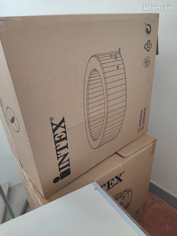 Jacuzzi spa intex casi neuf (image 1)