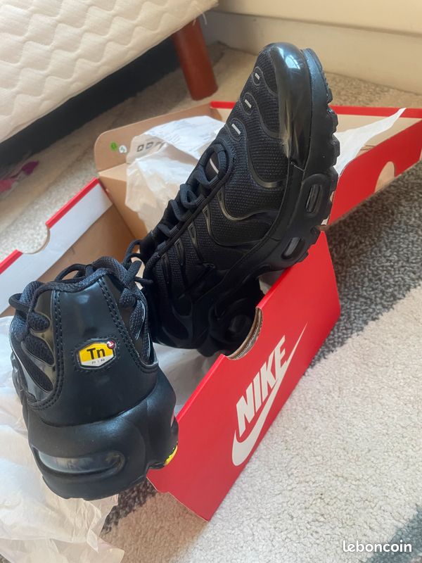 Baskets Nike TN taille 38 (image 3)