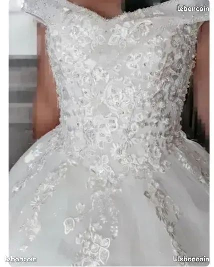 Jolie robe de marièe neuve (image 1)