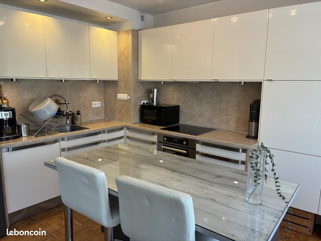 Appartement 4 pièces 82 m² · à Lyon · 82 m² · 1 390 €