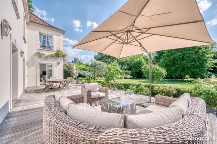 Propriété 12 pièces 719 m²