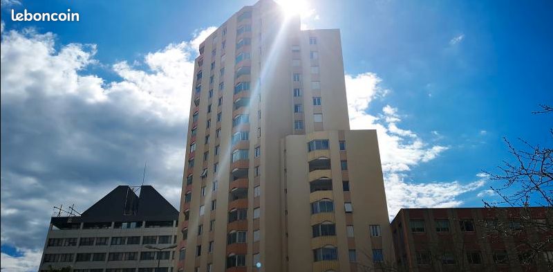 Appartement 7 pièces 141 m² · à Toulon · 141 m² · 199 000 €