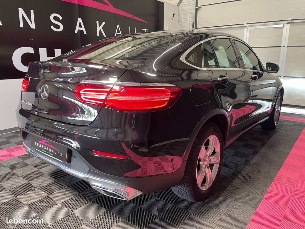 MERCEDES GLC COUPE 220 d 9G-Tronic 4Matic Executive Avec Suivi Mercedes + Régulateur + Clim Auto + Bluetooth + Toit Ou (image 8)