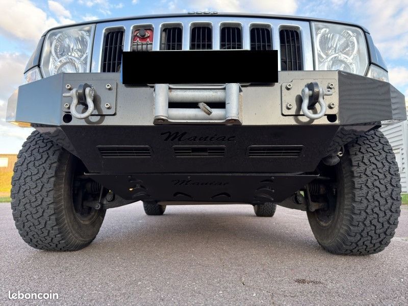 Jeep COMMANDER 3.0 CRD LIMITED + TREUIL ELECTRIQUE + PARE-CHOCS OFF-ROAD RENFORCE (image 30)