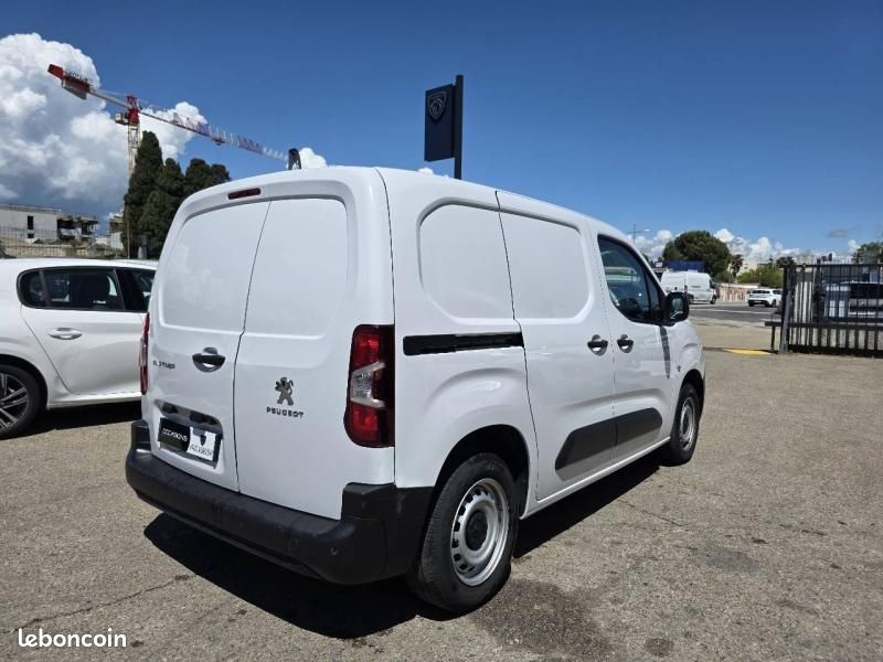 Peugeot Partner M 650kg BlueHDi 100ch S&S Pack Premium Connect (image 5)