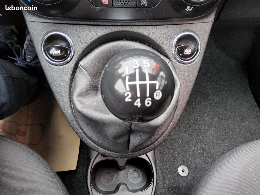 FIAT 500 MY23 1.0 70 ch Hybride BSG S/S 500 (image 15)