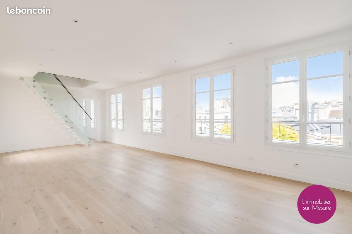 Appartement 5 pièces 90 m² · à Paris · 90 m² · 990 000 €