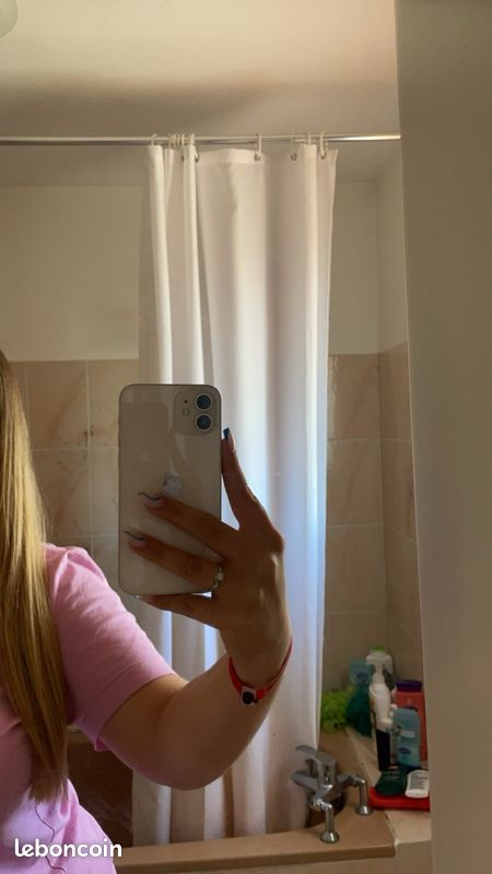 IPhone 12 (image 2)