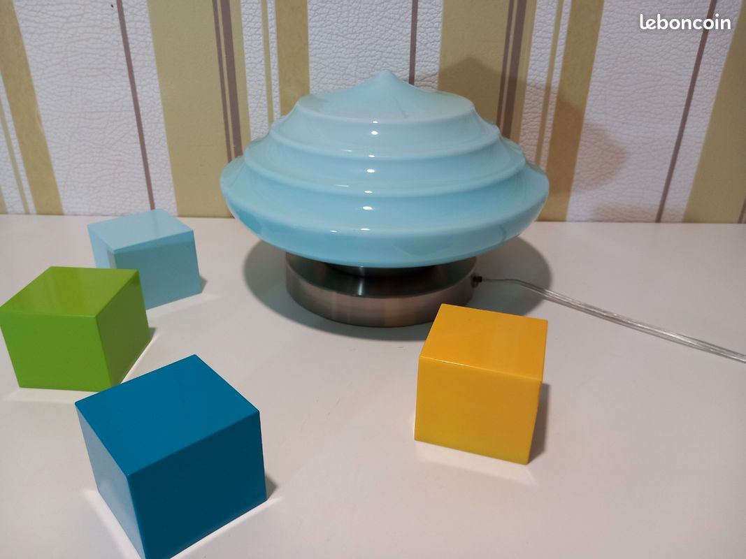 LAMPE A POSER "OPALINE BLEUE" ViNTAGE (image 1)