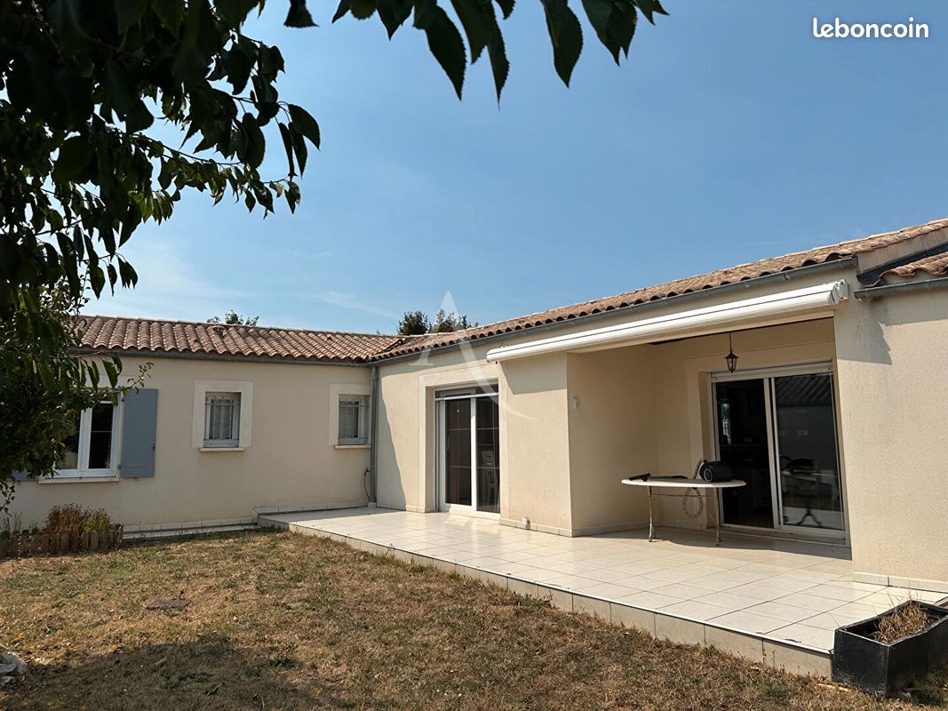 Maison 4 pièces 122 m² · à Rochefort · 122 m² · 334 400 €