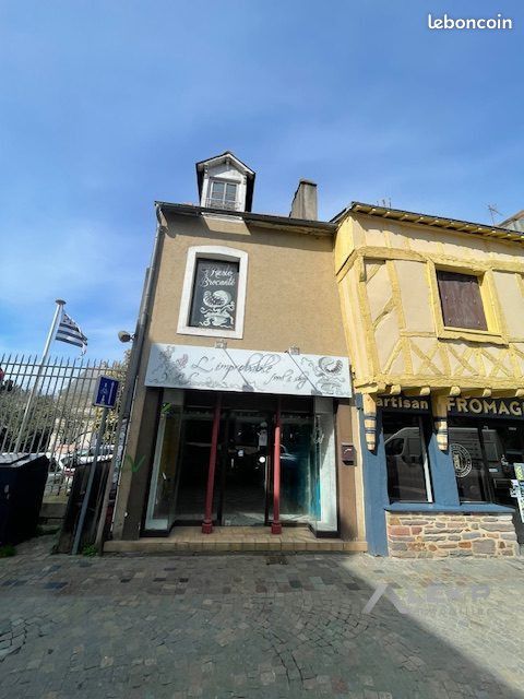 Appartement 5 pièces 200 m² · à Redon · 200 m² · 96 000 €
