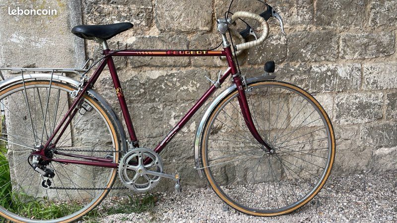 Velo course Peugeot carbolite 103