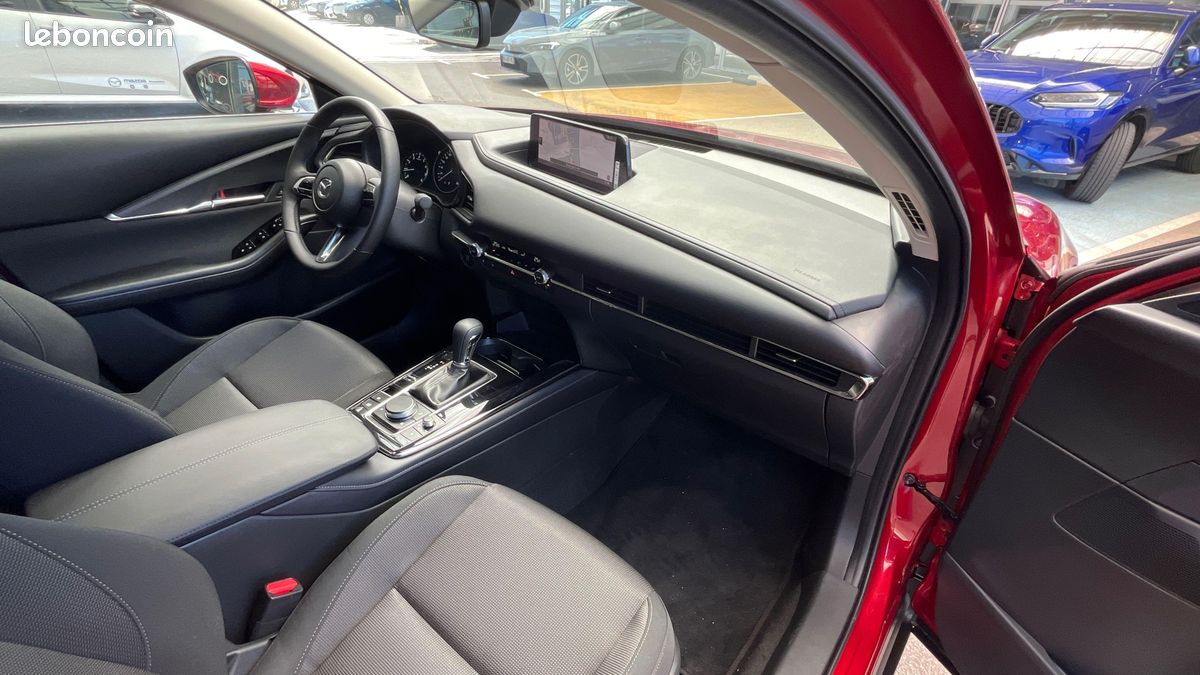 MAZDA CX-30 2.5L e-SKYACTIV G M Hybrid 140 ch 4x2 BVA6 Centre-Line (image 13)
