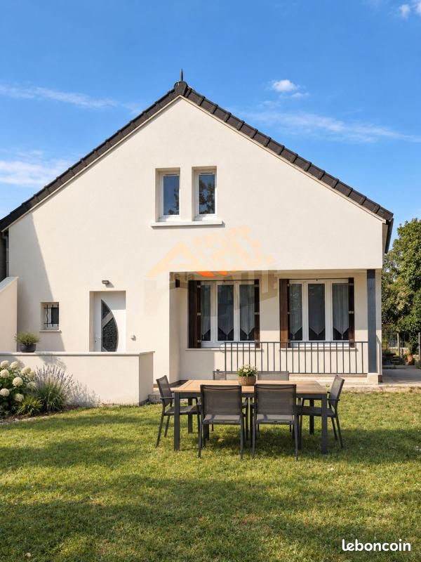Maison 6 pièces 106 m² · à Luzarches · 106 m² · 323 000 €