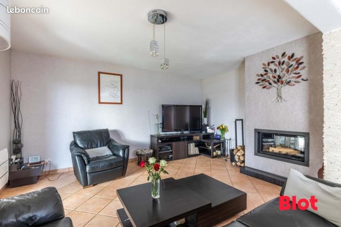 Maison 7 pièces 165 m²