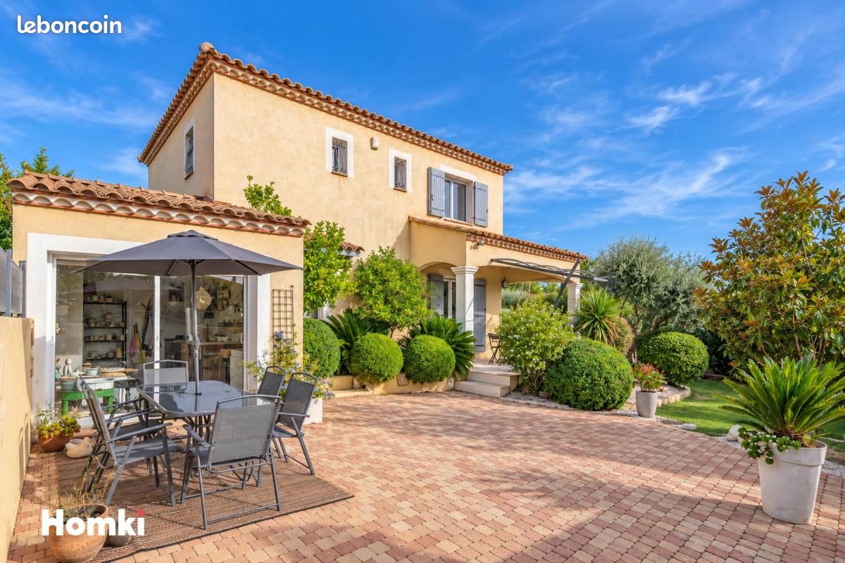 Maison 4 pièces 97 m² · à Vers-Pont-du-Gard · 97 m² · 386 000 €