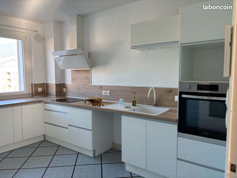 Appartement 3 pièces 67 m² · à Grenoble · 67 m² · 960 €/mois