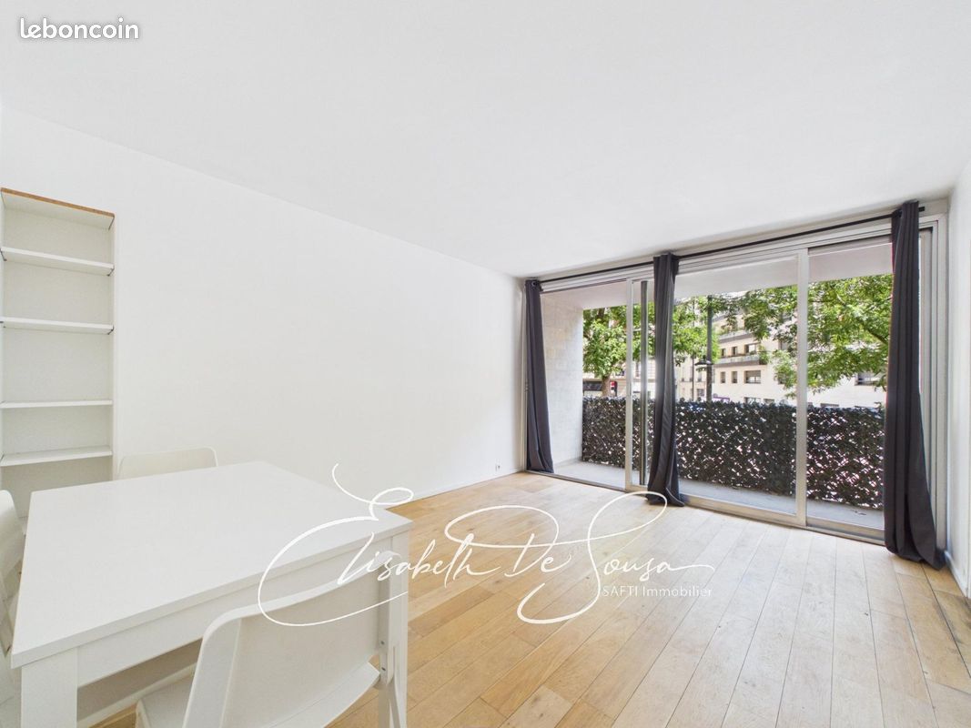 Appartement 1 pièce 30 m² · à Paris · 30 m² · 299 000 €