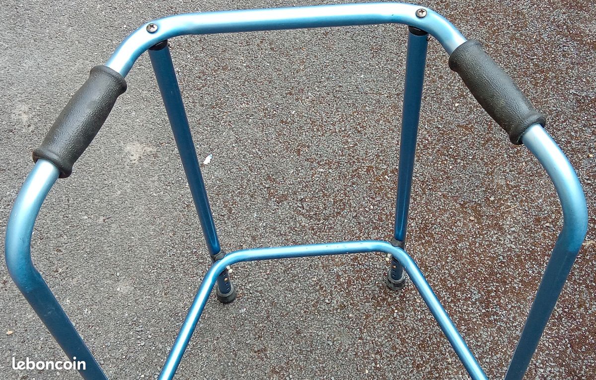 Déambulateur fixe (image 1)